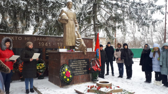 Патриотическое мероприятие, посвящённое 80-й годовщине со дня освобождения п. Комсомолец 