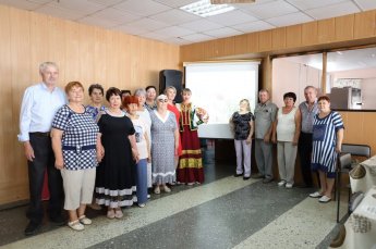 «Слава казачья, ты вновь зазвучала»–час истрии