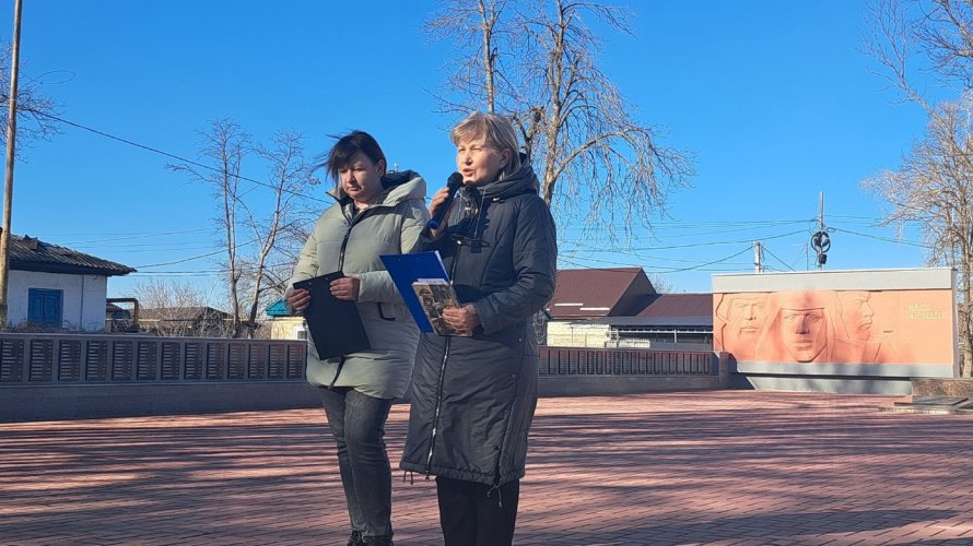 «Я помню. Я горжусь. Я преклоню колено…»